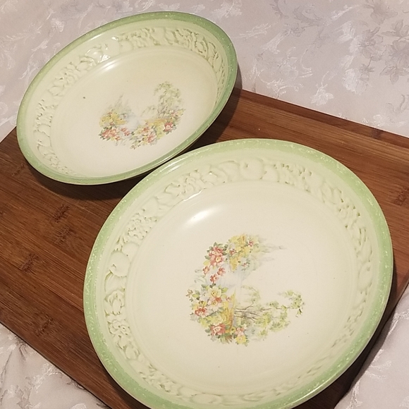 RARE!!!Pair of Vintage Homer Laughlin Bowls